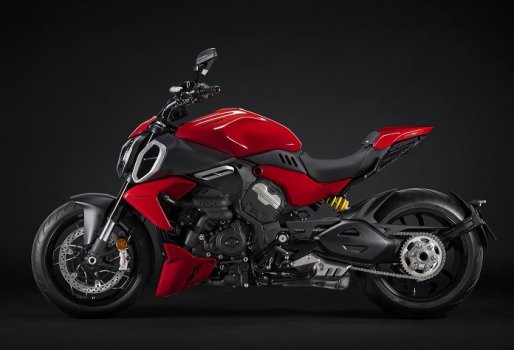 Ducati Diavel V4