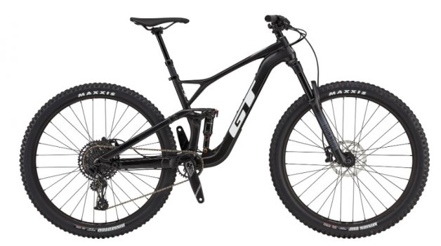GT SENSOR CARBON ELITE 2023
