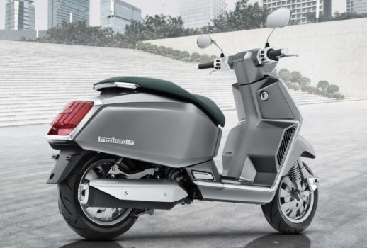Lambretta X300 2023