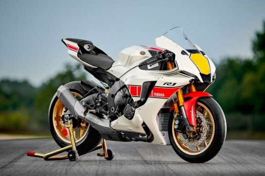 Yamaha YZF-R1 WORLD GP 60TH ANNIVERSARY EDITION 2022