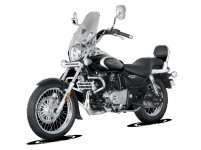 Bajaj Avenger Cruise 220 2022